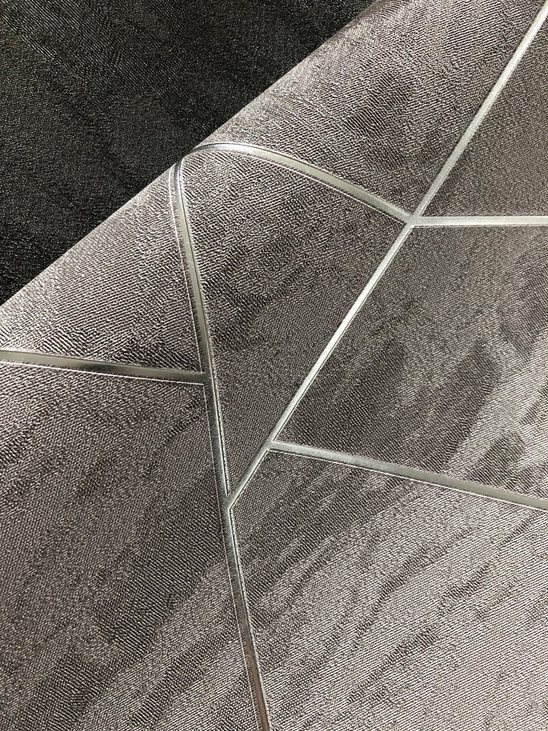 Suede Graphic - Image 4