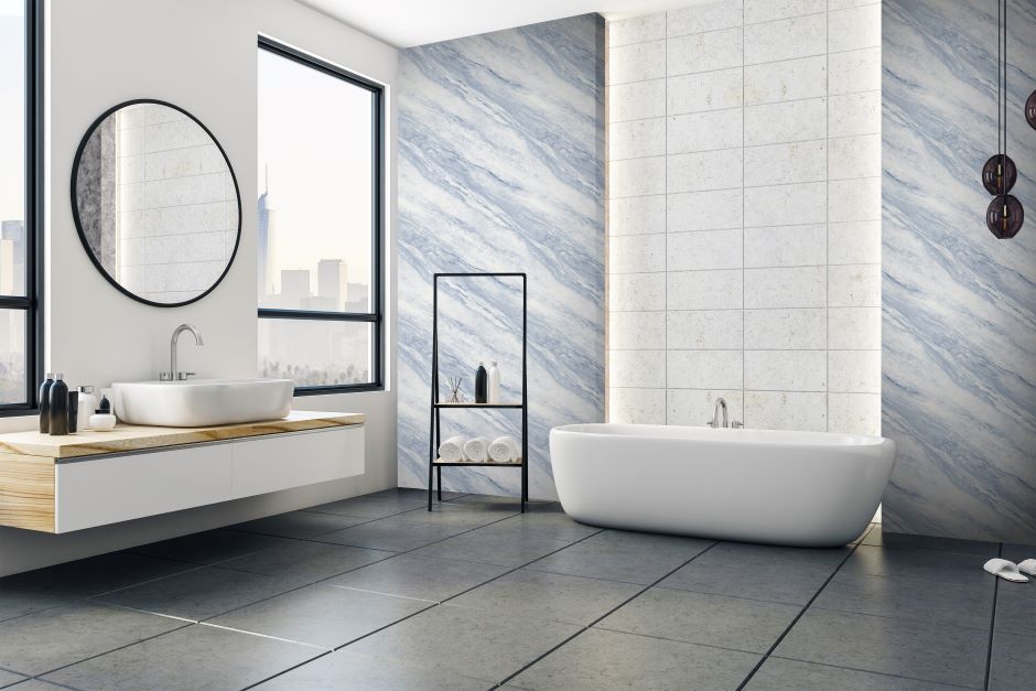 Marbled blue wallpaper in a modern bathroom
