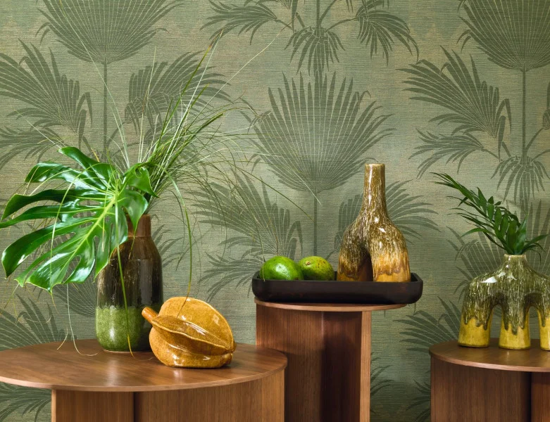 Palmeria wallpaper of palm fronds in a tropical room