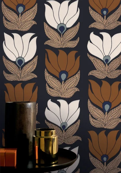A lifestyle image featuring Dauphine wallpaper in navy